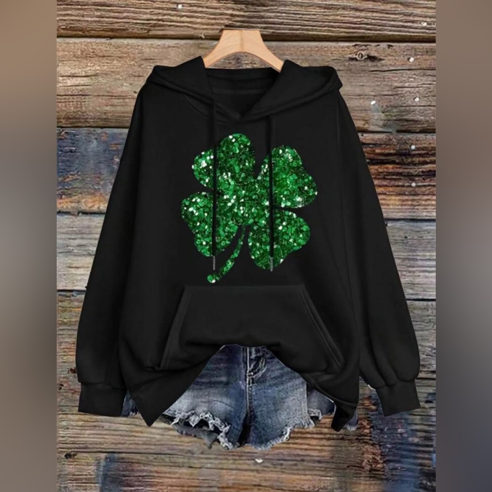 Women’s Plus Size Shamrock Graphic Black Long Sleeve Pullover Hooded Sweatshirt